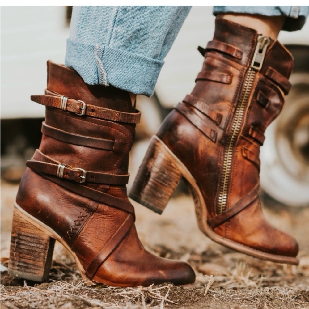 Freebird Leather Baker Boots Booties Block Heel 7 Brown Cognac